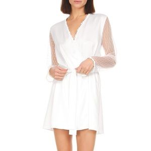 Flora Nikrooz Showstopper Charmeuse Cover-Up Robe, Ivory, Size Small, NWT